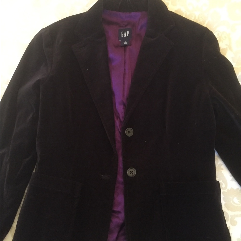 GAP black velvet blazer
